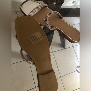 Size 9 Just fab sandals